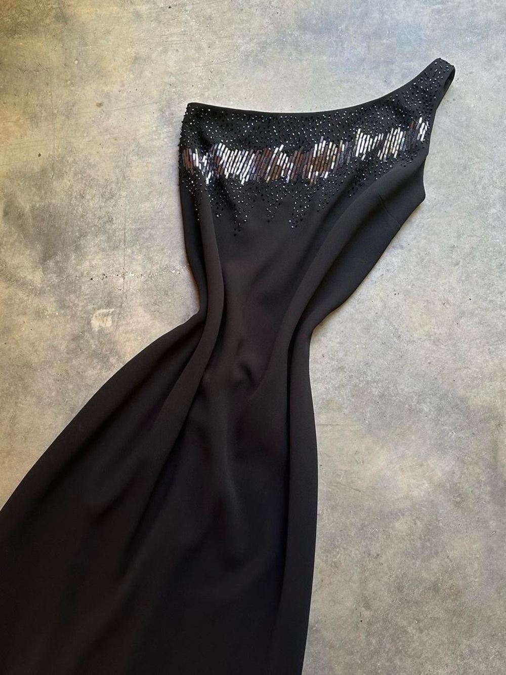 Chelsea Niles one shoulder black sequin formal maxi dress